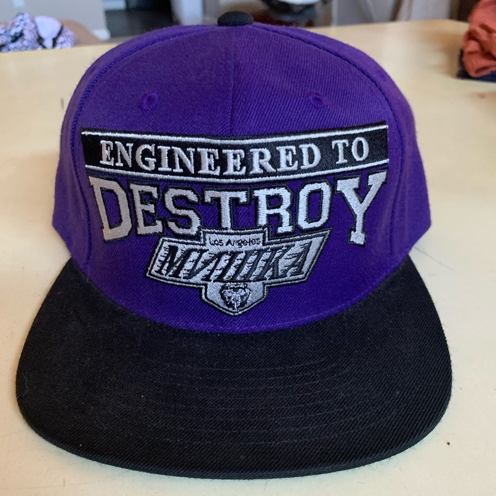 SnapBack flatbill hat bundle - Picture 4 of 5